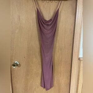 WINDSOR- Sexy slinky dress